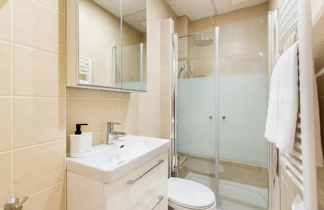 Quartier Latin 3 Apartments Air-Conditioning-1