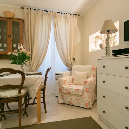 Quartier Latin 3 Apartments Air-Conditioning-2